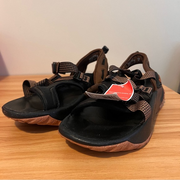 Nike | Oneonata Trail Sandals - Picture 8 of 13